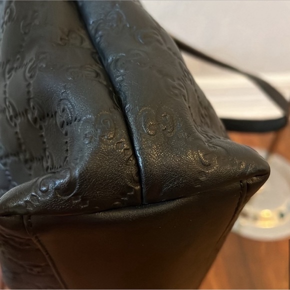 Authentic Gucci guccissima tote - Picture 5 of 11